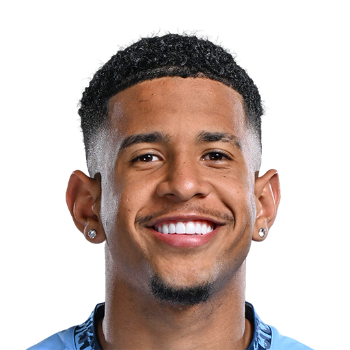 EA SPORTS FC 27 portrait of Savinho